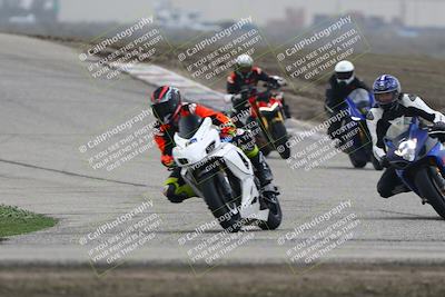 media/Nov-29-2025-TrackDaz (Sat) [[10ae2d9bce]]/B Group/Session 3 (Outside Grapevine)/